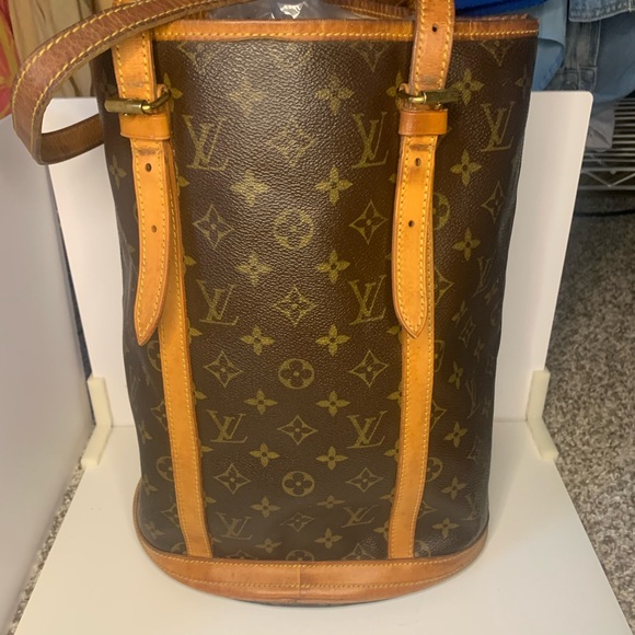 Louis Vuitton Brown Monogram Bucket Bag - Picture 1 of 3